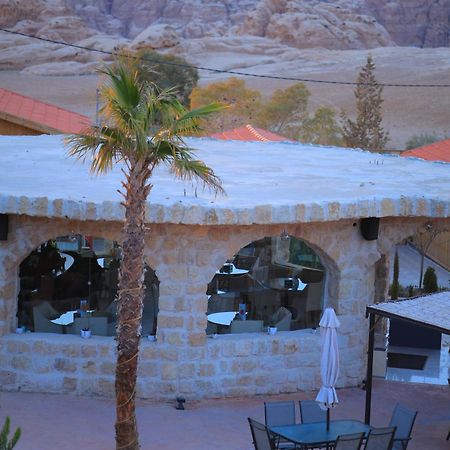 Petra Seasons Luxury Resort Al Hayy Exteriör bild