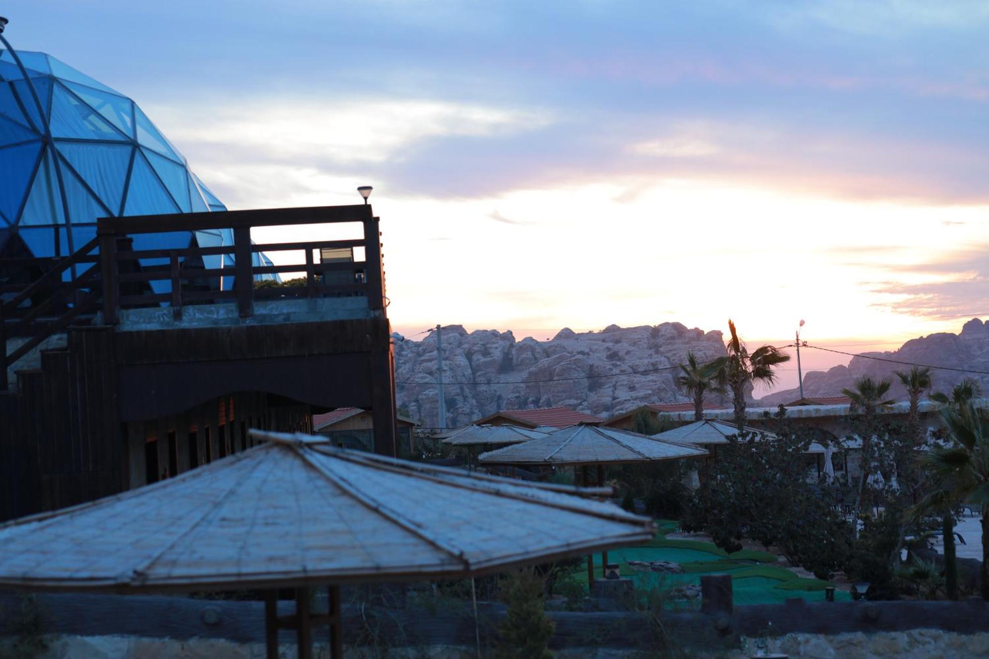Petra Seasons Luxury Resort Al Hayy Exteriör bild